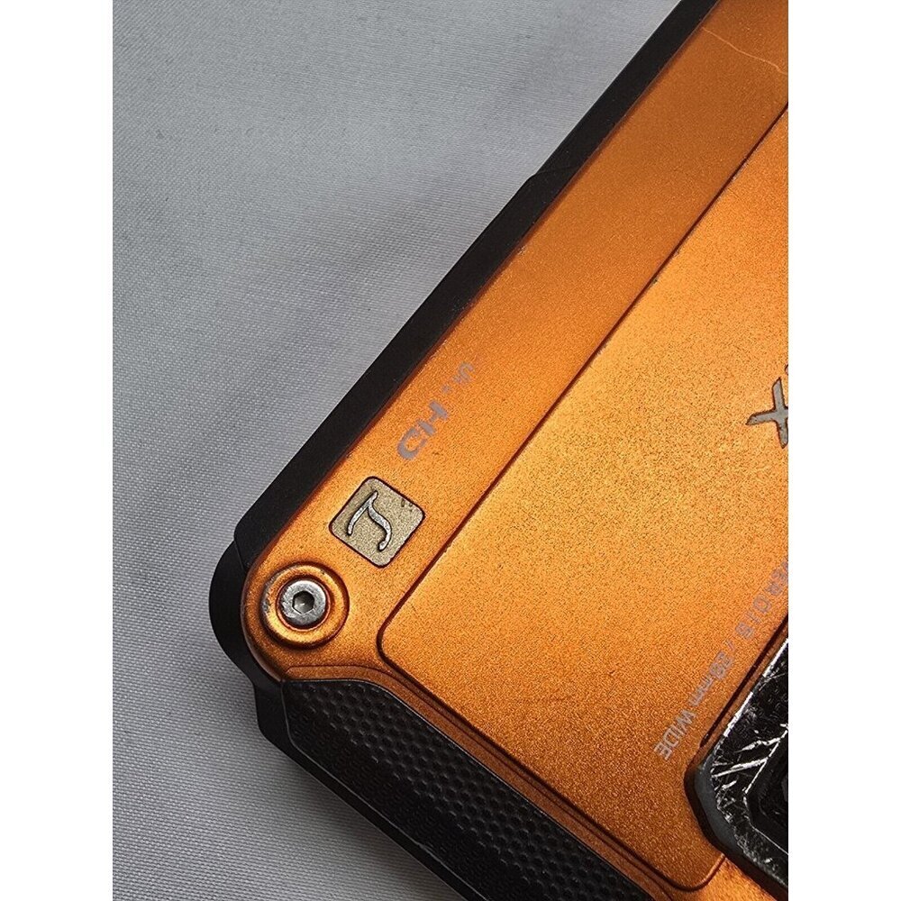 Panasonic Lumix DMC-TS5 16.1 MP Digital Camera Waterproof With 2 Chargers & Case - Picture 16 of 16